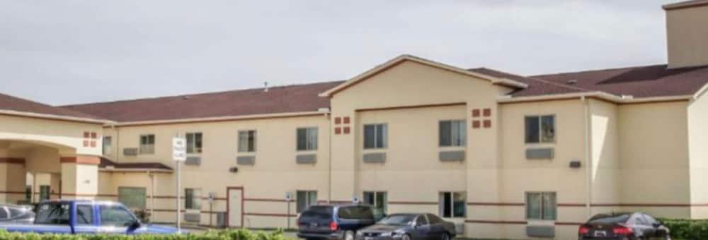 Super 8 By Wyndham Brenham Tx Ξενοδοχείο Εξωτερικό φωτογραφία