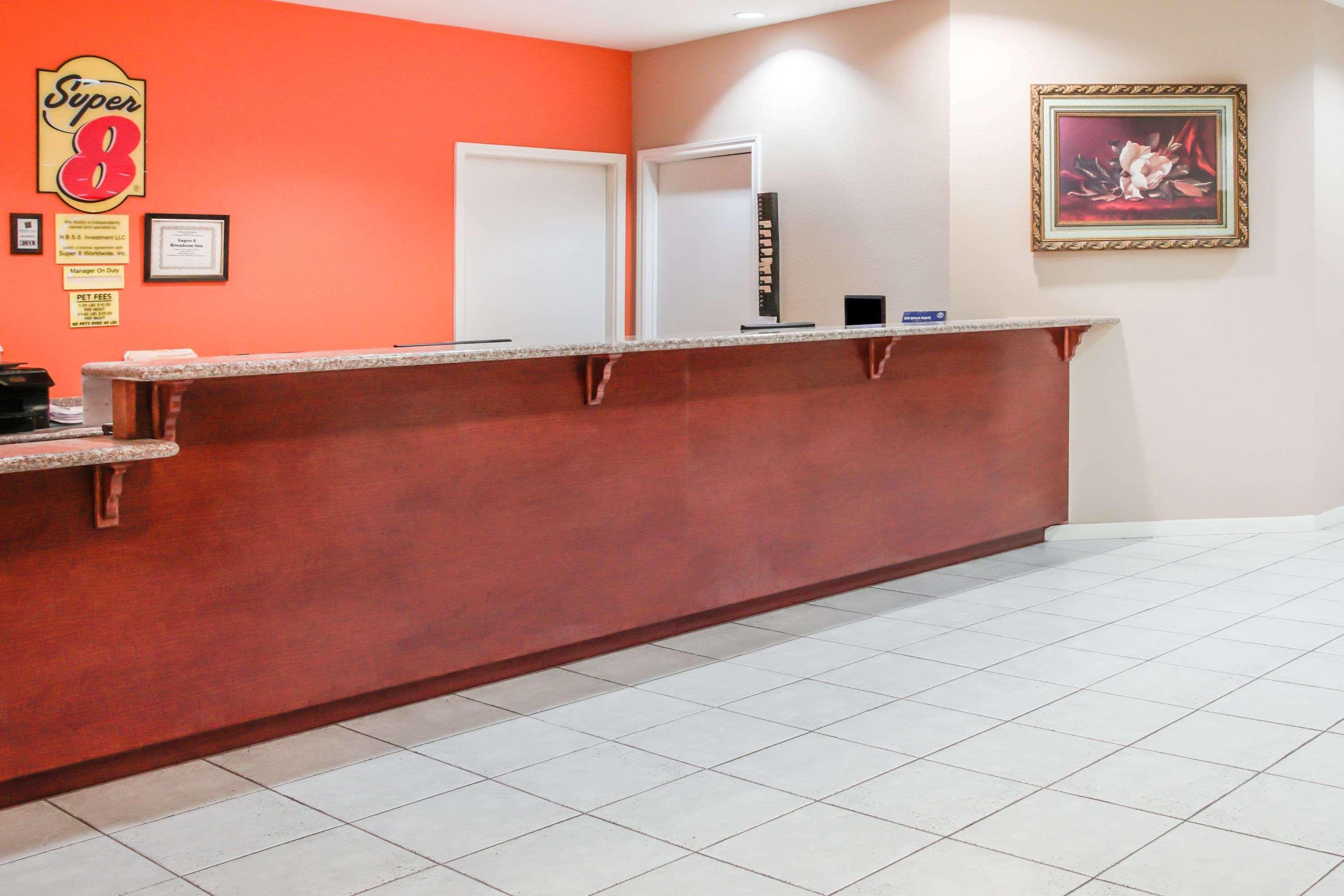 Super 8 By Wyndham Brenham Tx Ξενοδοχείο Εξωτερικό φωτογραφία