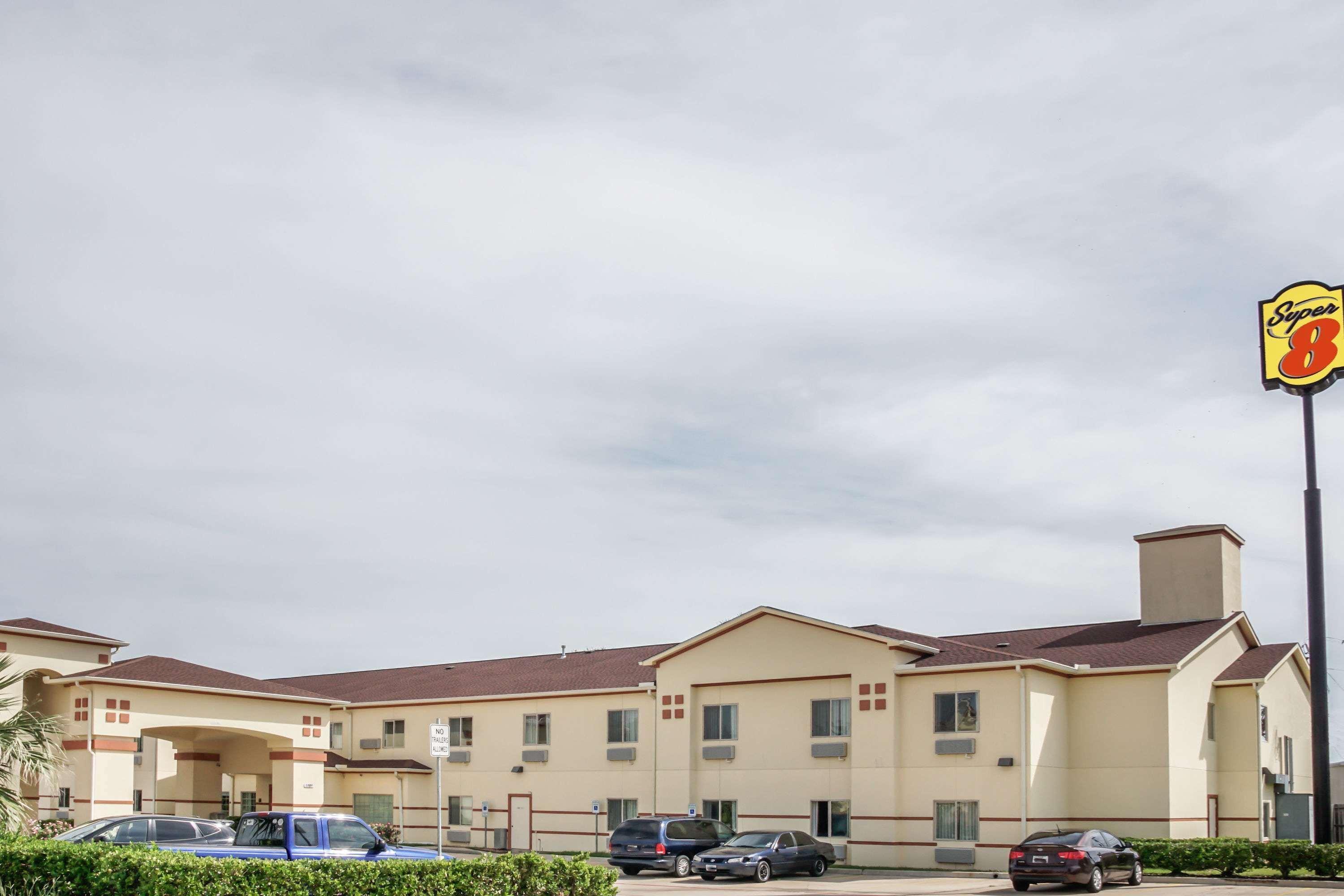 Super 8 By Wyndham Brenham Tx Ξενοδοχείο Εξωτερικό φωτογραφία