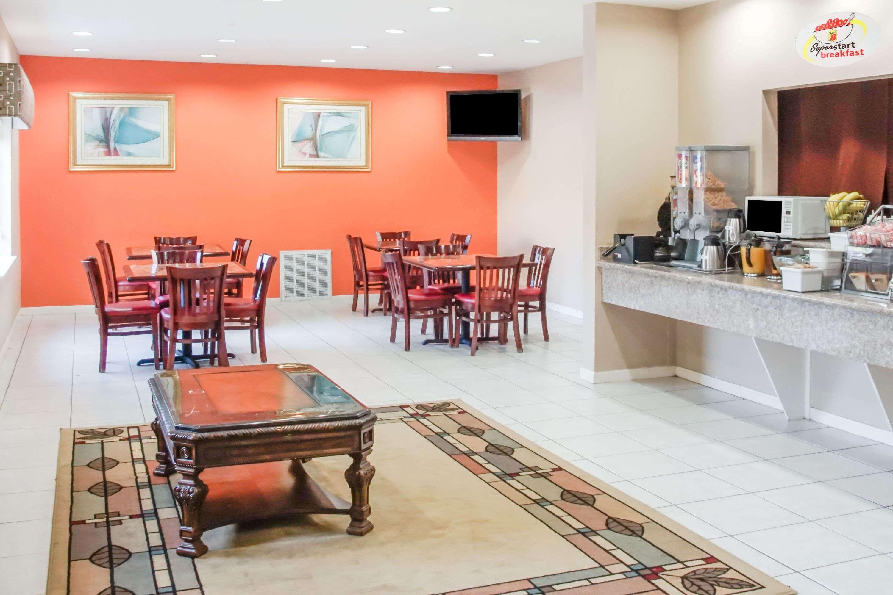 Super 8 By Wyndham Brenham Tx Ξενοδοχείο Εξωτερικό φωτογραφία